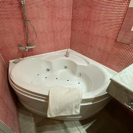 New Bcomfort Гостевой дом 3*